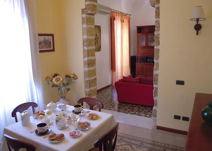 Mediterraneo Couette-café 3*